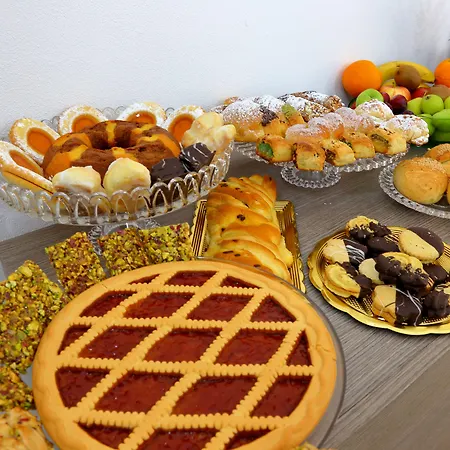 Il Melograno Antico Con Terrazza E Giardino B&B 3*