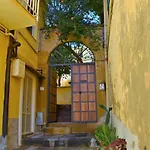 Panzió Il Melograno Antico Con Terrazza E Giardino