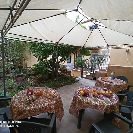 Bed & Breakfast Il Melograno Antico Con Terrazza E Giardino Agrigento