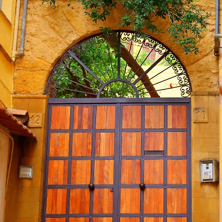 Il Melograno Antico Con Terrazza E Giardino Bed & Breakfast