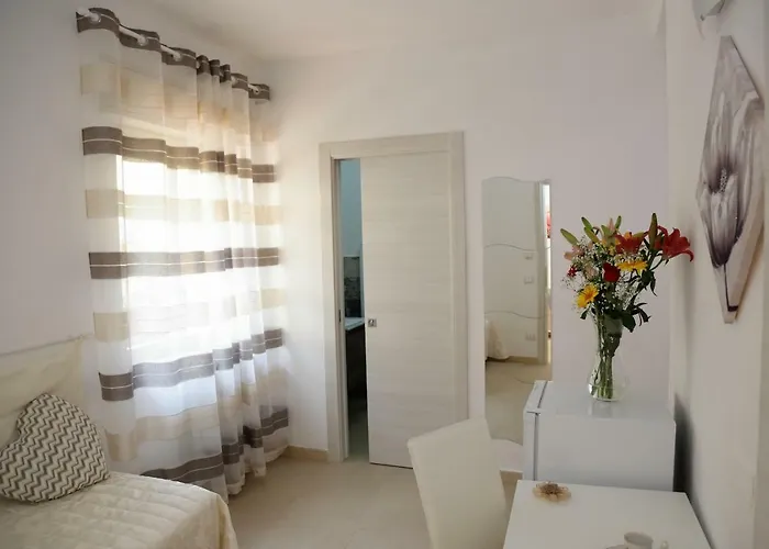 Il Melograno Antico Con Terrazza E Giardino Agrigent