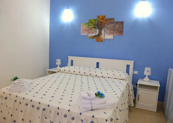 Il Melograno Antico Con Terrazza E Giardino Frühstückspension 3*